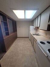 446 Cedar Gate Ct in Michigan City, IN - Building Photo - Building Photo