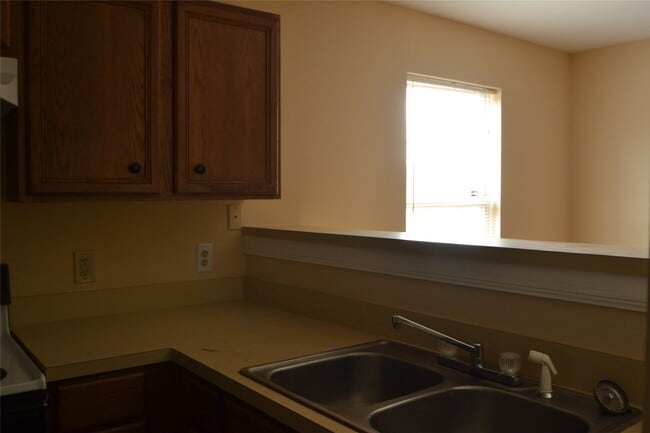 property at 304 Dell Ct