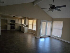 6705 Spoonwood Ln in Fort Worth, TX - Foto de edificio - Building Photo