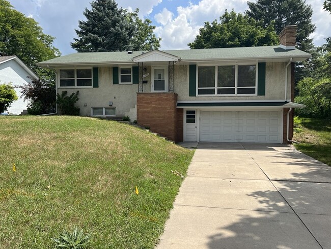 property at 3121 Roosevelt St NE