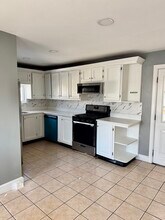 133 Endicott St in Worcester, MA - Building Photo - Building Photo