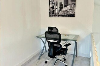 2725 Tally Ho Ave in Orlando, FL - Foto de edificio - Building Photo