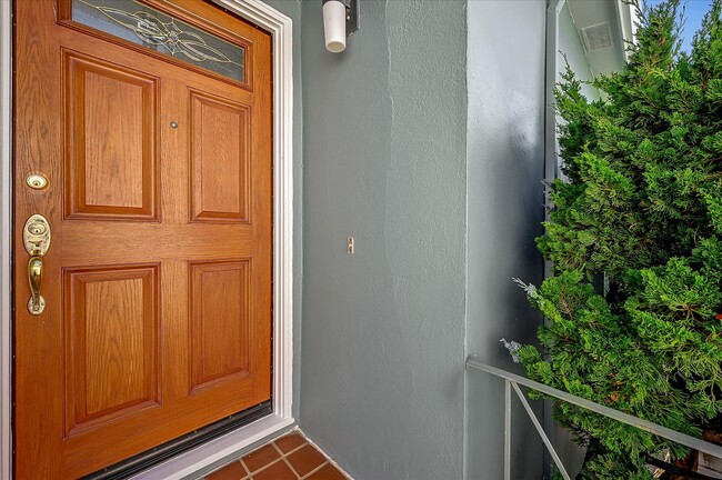 197 Warren Dr in San Francisco, CA - Building Photo - Building Photo