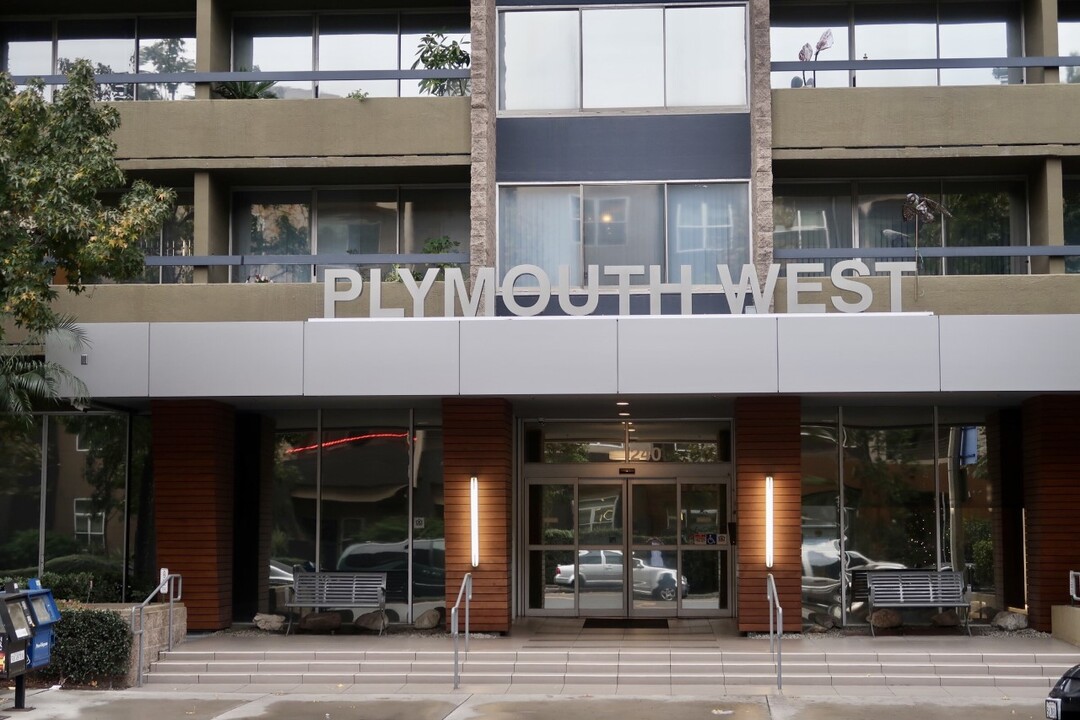 Plymouth West Apartments (Senior 62+) Photo