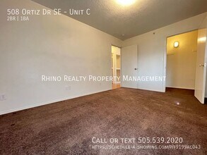 508 Ortiz Dr SE, Unit Unit C in Albuquerque, NM - Building Photo - Building Photo