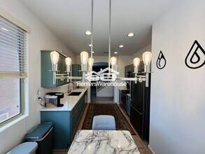 7722 W Pipestone Pl in Phoenix, AZ - Building Photo - Building Photo