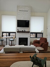 5913 Lake Edge Rd in McFarland, WI - Building Photo - Building Photo