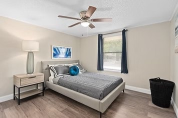 1927-A Sanford Cir in Sarasota, FL - Building Photo - Building Photo