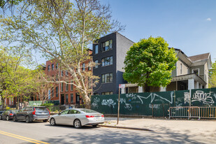 286 Gates Avenue Apartments