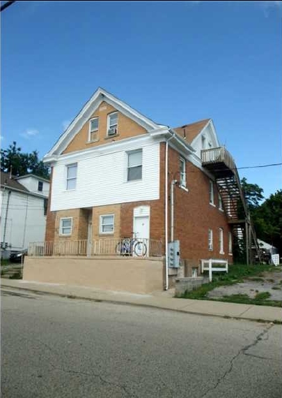 539 Blaine Ave in Canonsburg, PA - Building Photo