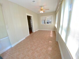 2118 Washington Ave in Memphis, TN - Building Photo
