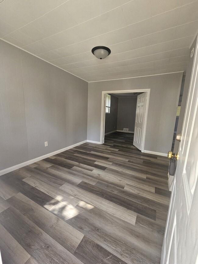 property at 5637 Hodiamont Ave