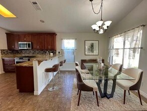 22960 Sunrose St in Corona, CA - Building Photo - Building Photo