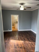 803 S Vine Ave in Tyler, TX - Building Photo - Building Photo