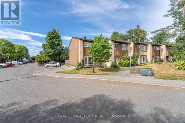 3691 Albion Rd S in Ottawa, ON - Building Photo - Building Photo