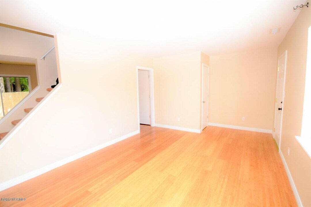 434 Myrtlewood Cir Photo