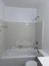 305 Orchard Trace Ln in Charlotte, NC - Building Photo - Building Photo