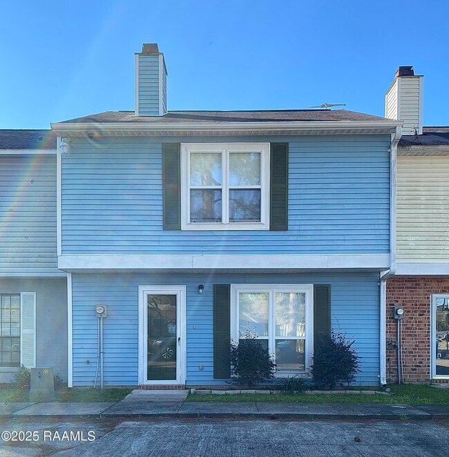 property at 108 W Whispering Pines Cir