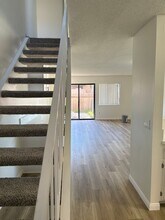 4882 Rudder Dr-Unit -2 in Huntington Beach, CA - Building Photo - Building Photo