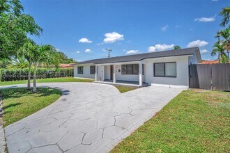 3980 SW 121st Ave in Miami, FL - Building Photo - Building Photo