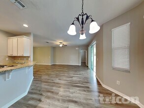 12423 Ridgedale Dr in Hudson, FL - Foto de edificio - Building Photo