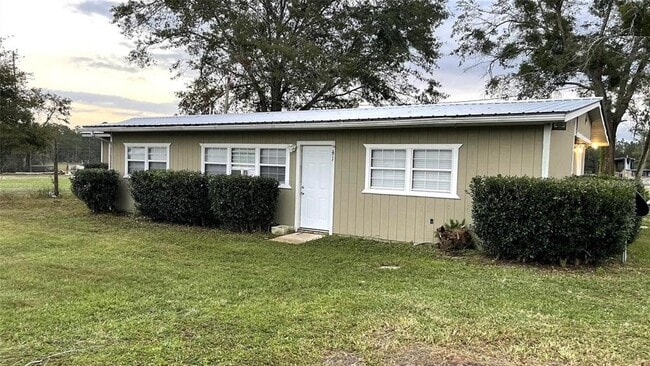 property at 6191 SE 200th Way