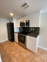 4635 NW 97th Pl, Unit 158 in Doral, FL - Building Photo - Building Photo