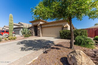 202 E Rock Wren Dr in San Tan Valley, AZ - Building Photo - Building Photo