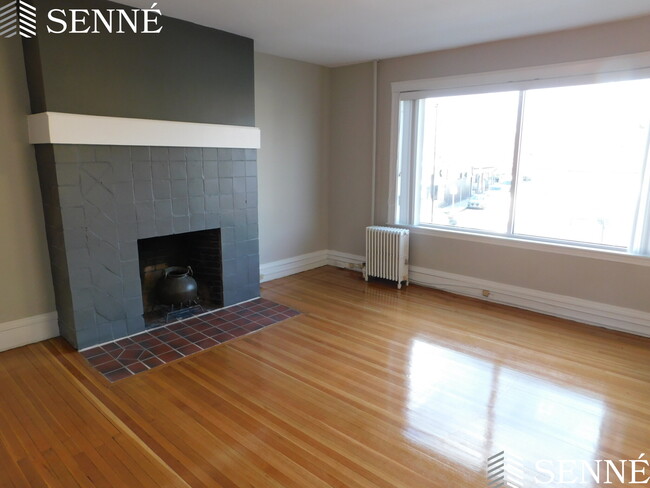 2 Sacramento St, Unit 4