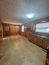 5600 Paula Rd NE in Knoxville, TN - Building Photo - Building Photo