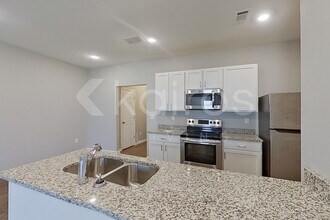 221 Long Is Dr in Cartersville, GA - Building Photo - Building Photo