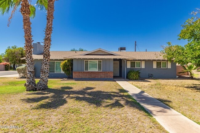 property at 1887 E Palmcroft Dr