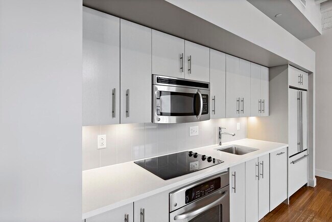 33 3rd Ave in Boston, MA - Building Photo - Building Photo