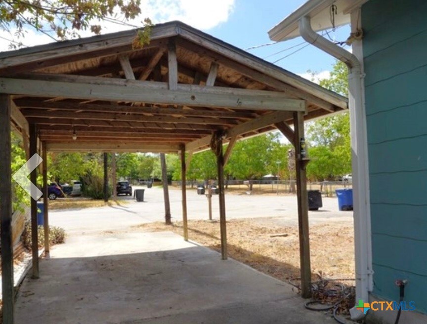 2890 Pecan Corner in New Braunfels, TX - Building Photo