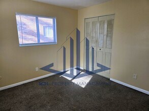 2215 Weiss St in Saginaw, MI - Building Photo - Building Photo