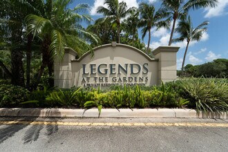 4861 Bonsai Cir in Palm Beach Gardens, FL - Building Photo - Building Photo