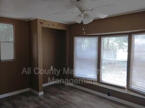 1011 NW 42nd Ln in Ocala, FL - Building Photo - Building Photo