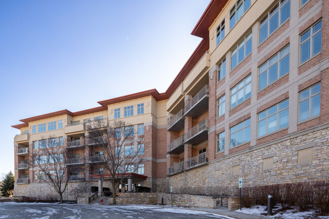 Prairie Park Condos in Wheeling, IL - Building Photo - Building Photo