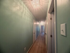 5019 Oak Forest Dr in Houston, TX - Building Photo - Building Photo