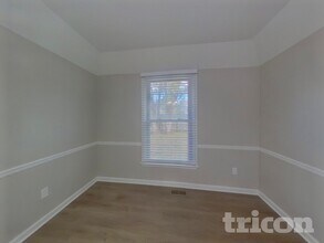 1928 E Stratford Rd in Olathe, KS - Building Photo - Building Photo