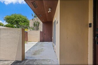 12340 SW 115th Terrace in Miami, FL - Building Photo - Building Photo