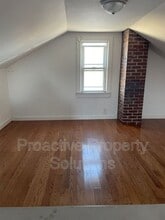 825 W 15th St in Hazleton, PA - Building Photo - Building Photo