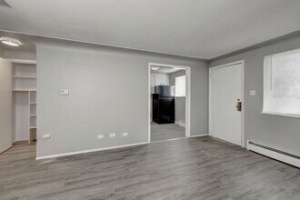1613 Joliet St in Aurora, CO - Building Photo - Building Photo