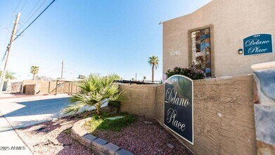 1241 N 48th St in Phoenix, AZ - Building Photo - Building Photo