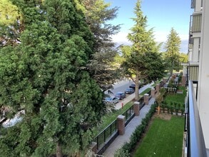 20686 Eastleigh Crescent in Langley, BC - Building Photo - Building Photo