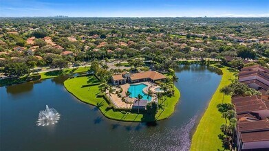 10701 NW 14th St in Plantation, FL - Building Photo - Building Photo