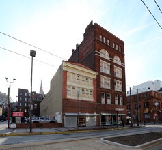 301-303 N Howard St in Baltimore, MD - Building Photo - Building Photo