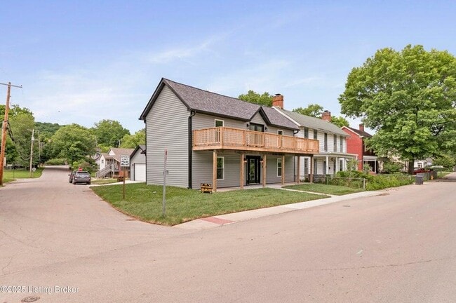 property at 802 Kentucky Ave