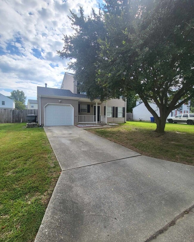 property at 959 Woodcreek Dr