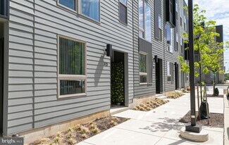 3123 Beachview Ln in Philadelphia, PA - Building Photo